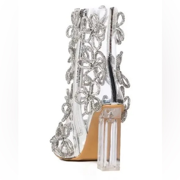 AKIRA Shoes - NWT. Azalea Wang Clear Silver Floral Embellished Peep Toe Bootie.